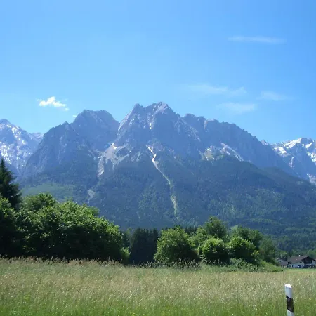 Alpen Idyll 아파트 *